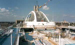    Adonia (P & O Cruises)