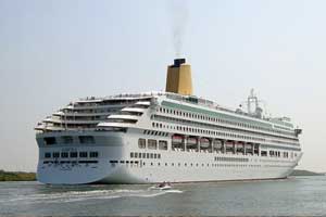    Aurora (P & O Cruises)